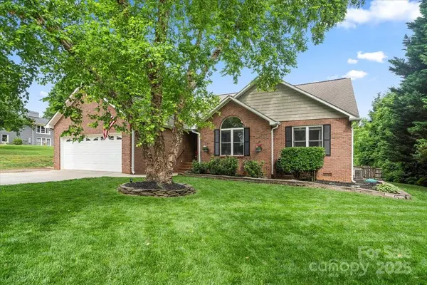 2315 Perry RD, Denver, NC 28037