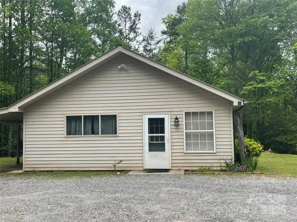 671 High Valley RD, Bryson City, NC 28713