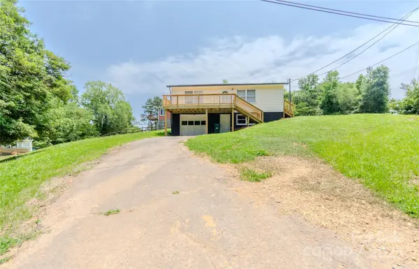 462 Berry Hill DR,  Norwood,  NC 28128