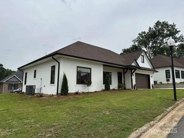 115 Hill ST, Granite Falls, NC 28630
