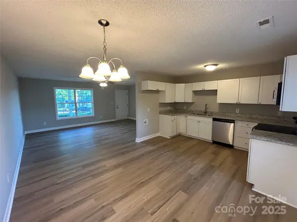 1820 Wendover DR, Lancaster, SC 29720