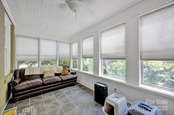 361 5th ST NW, Hickory, NC 28601