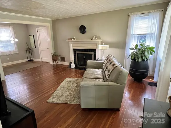 511 Westview ST SW, Lenoir, NC 28645