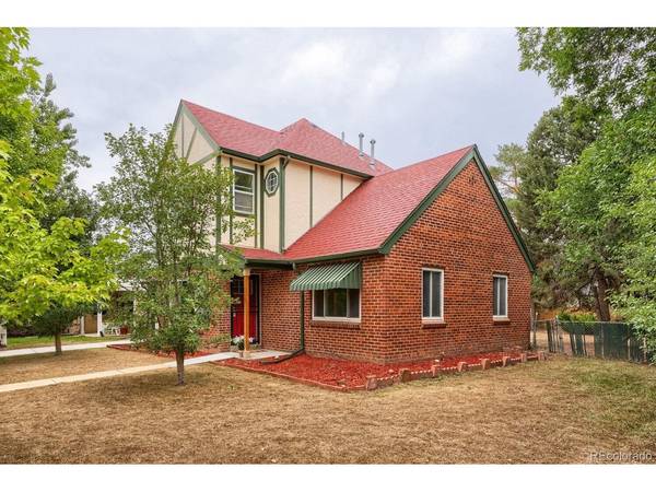 1060 Leyden, Denver, CO 80220