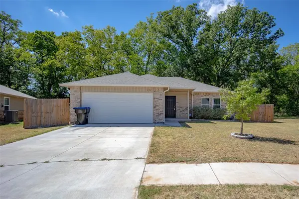 822 Highgarden CIR, Noble, OK 73068