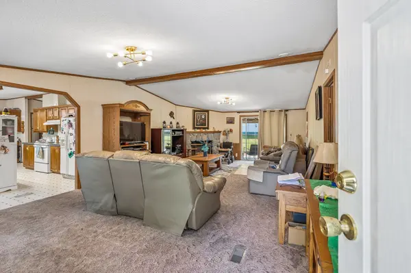 2684 Blue Springs Rd, Sparta, TN 38583