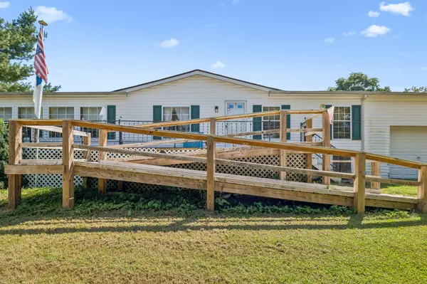 2684 Blue Springs Rd, Sparta, TN 38583