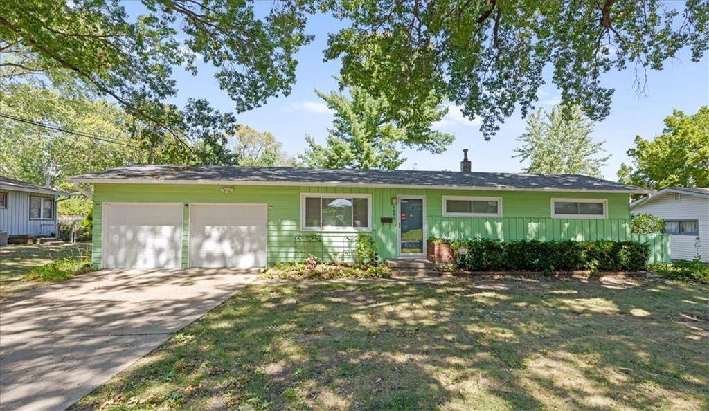 6404 W 76 ST, Prairie Village, KS 66204