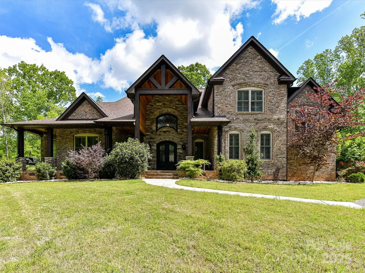 633 Elmhurst DR, Fort Mill, SC 29715