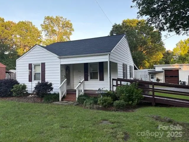 1014 Skyway DR, Kannapolis, NC 28083