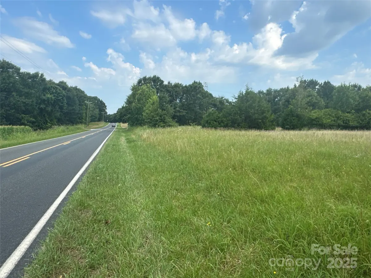 130 Rockford RD, Boiling Springs, NC 28152