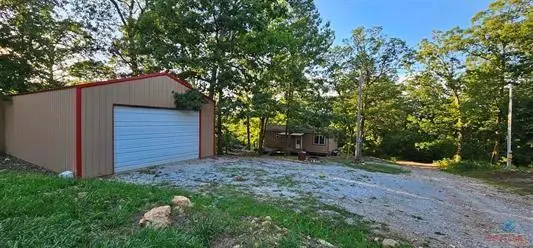 11694 N Greenwood DR, Warsaw, MO 65335