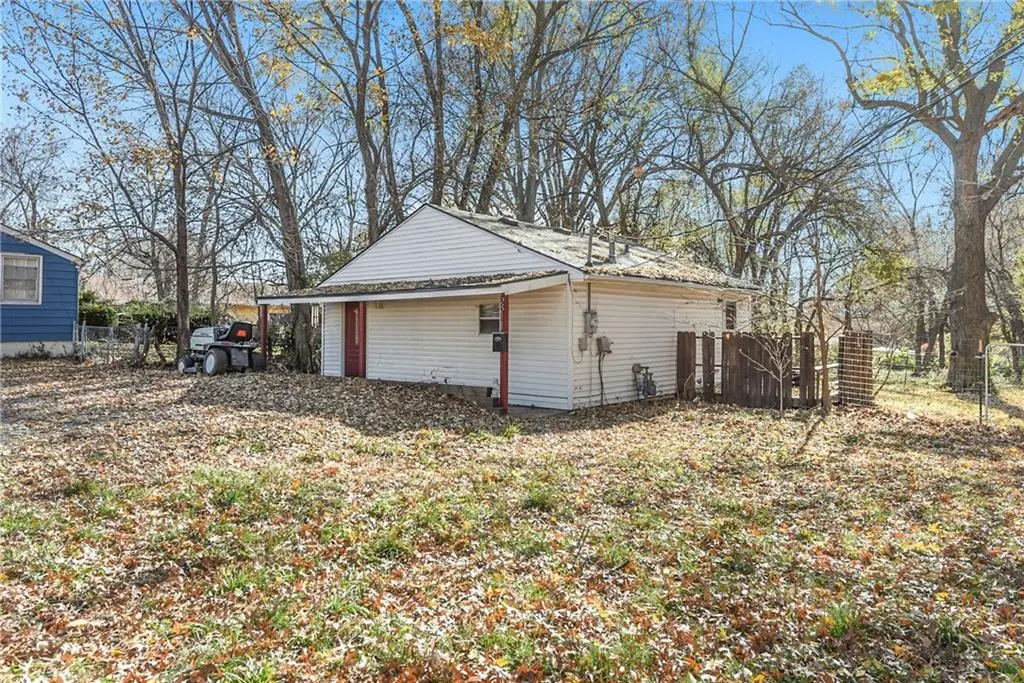5311 Blue Ridge BLVD, Raytown, MO 64133