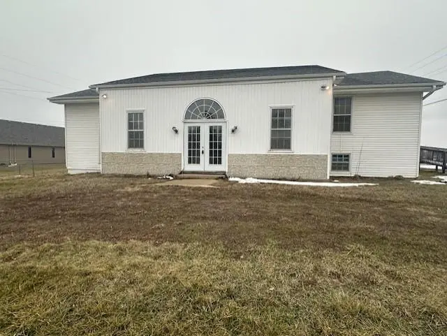 202 Lovers LN, Cameron, MO 64429