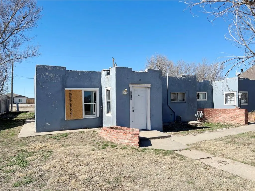 2315 N Tonio AVE, Garden City, KS 67846