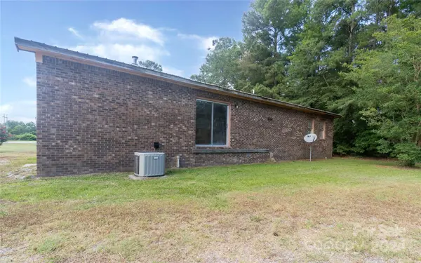 23492 NC 33 HWY E, Edward, NC 27806