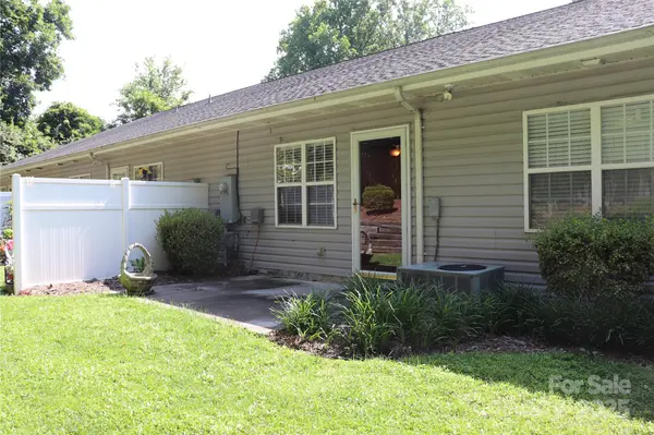 194 E Jay DR #Unit #3, Taylorsville, NC 28681