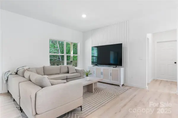 3722 Thompson ST, Newton, NC 28658