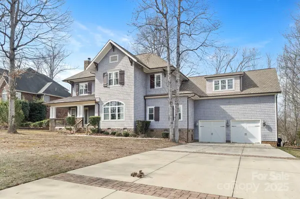 4915 Ardenwoods DR, Charlotte, NC 28215