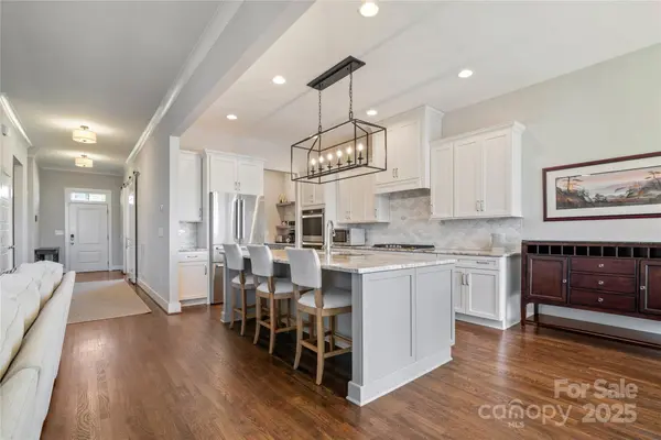 182 Walking Horse TRL, Davidson, NC 28036