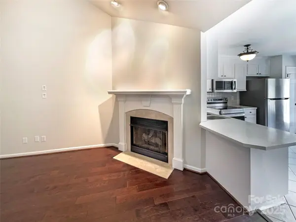 807 Limerick DR, Dallas, NC 28034