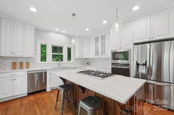 545 Dilworth Mews CT, Charlotte, NC 28203