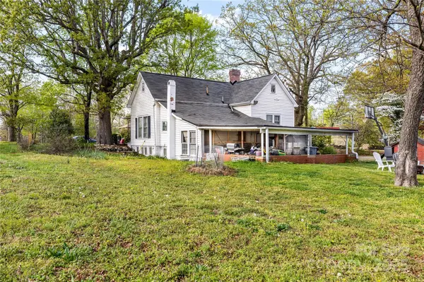 310 N Central AVE, Landis, NC 28088