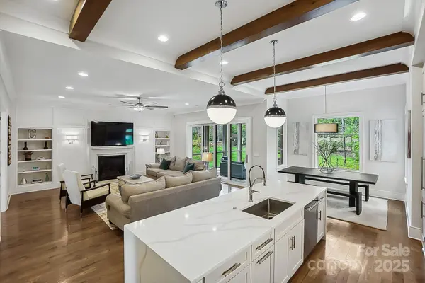 109 Redbird LN, Weddington, NC 28104