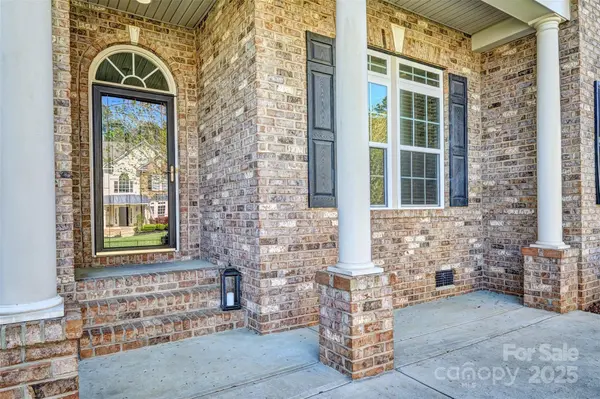 133 Misty Woods DR, Lake Wylie, SC 29710