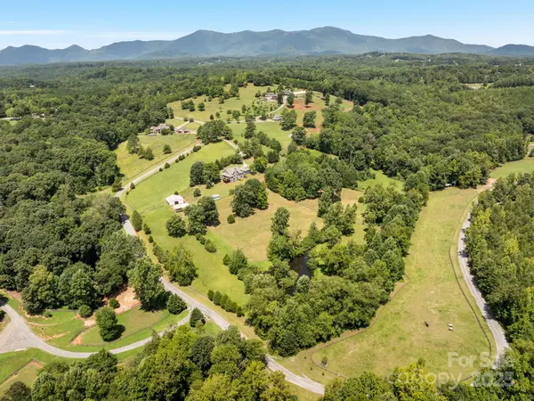 205 Arlys LN, Tryon, NC 28782