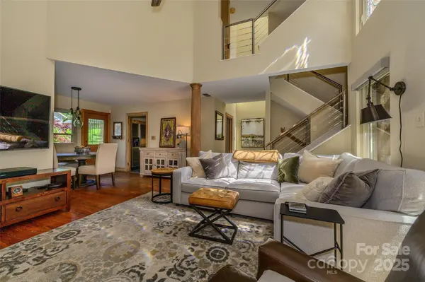217 W 8th ST, Charlotte, NC 28202