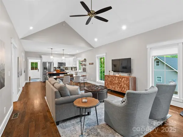 328 Mccoy Cove RD, Black Mountain, NC 28711