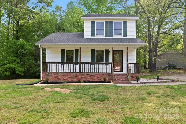 227 Branchwood CIR, Kings Mountain, NC 28086