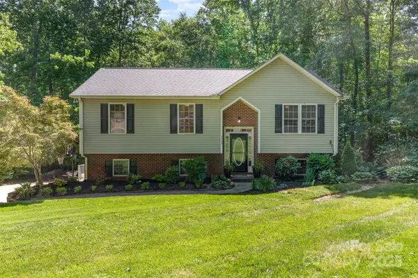 4700 Hickory Grove RD, Mount Holly, NC 28120