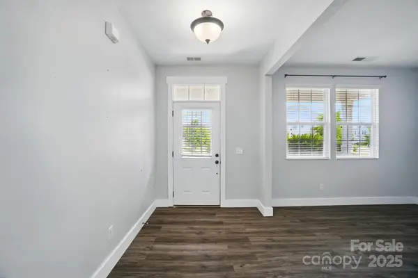 1957 Tablerock DR, York, SC 29745