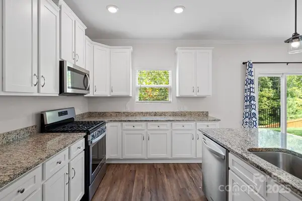 687 Cape Fear ST, Fort Mill, SC 29715