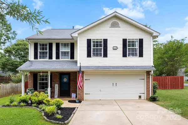 641 Saratoga DR, Clover, SC 29710