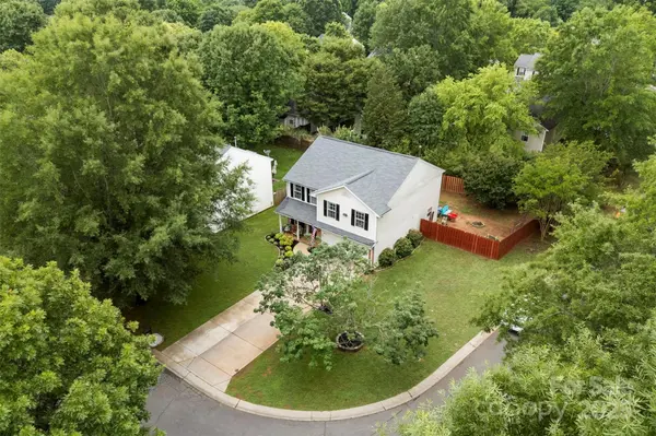 641 Saratoga DR, Clover, SC 29710