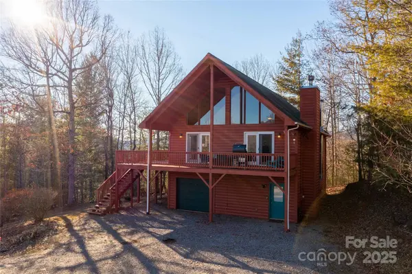 693 Blackberry Ridge RD, Burnsville, NC 28714