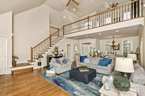 33 Stone House RD, Arden, NC 28704