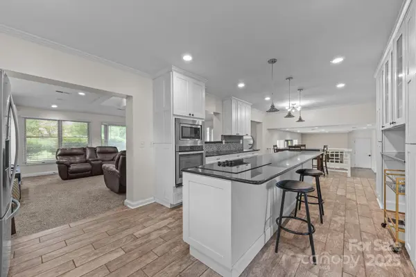 6017 Sierra DR, Charlotte, NC 28216