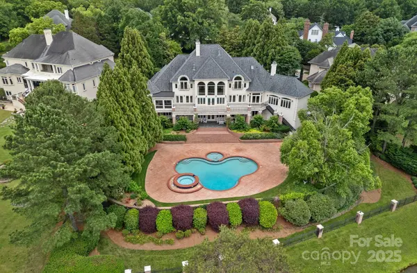 8800 Covey Rise CT, Charlotte, NC 28226