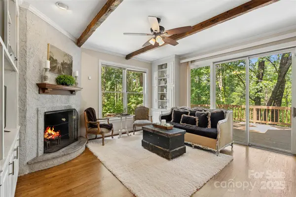 310 Southwood LN, Columbus, NC 28722