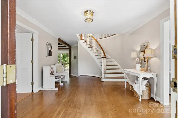 310 Southwood LN, Columbus, NC 28722