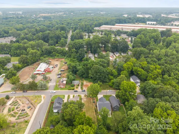 829 Holland AVE, Charlotte, NC 28206