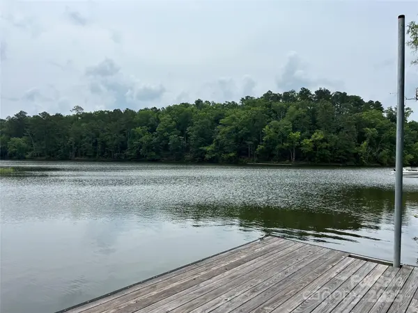 1249 Screech Owl RD, Camden, SC 29020