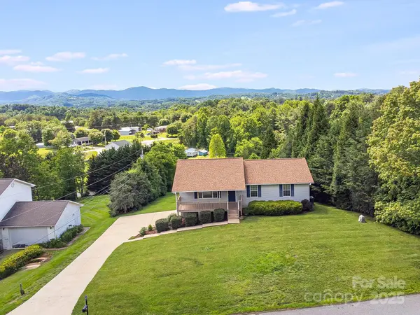 87 Collins RD, Marshall, NC 28753