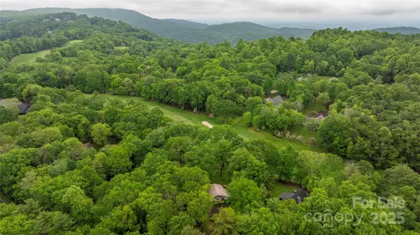 1207 Ridge RD #25, Glade Valley, NC 28627