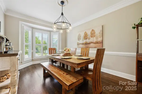 8109 Hawk Crest CT, Charlotte, NC 28270