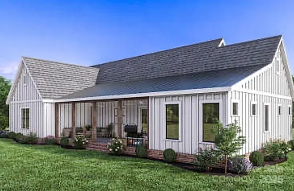 195 Bloomingdale DR, Fletcher, NC 28732